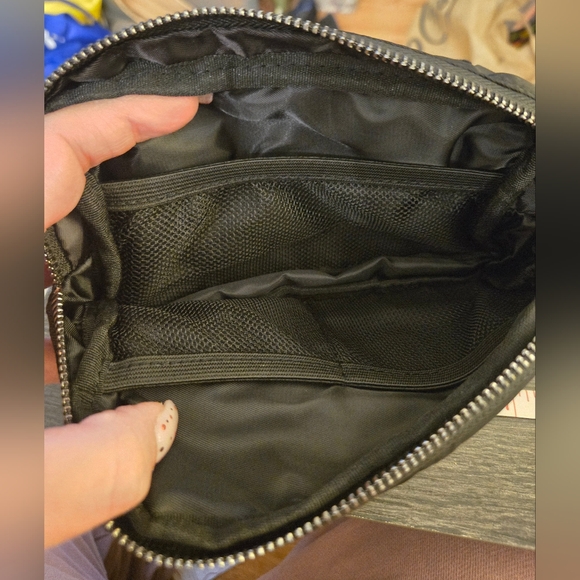 New Solid Black Belt Bag - Picture 3 of 3